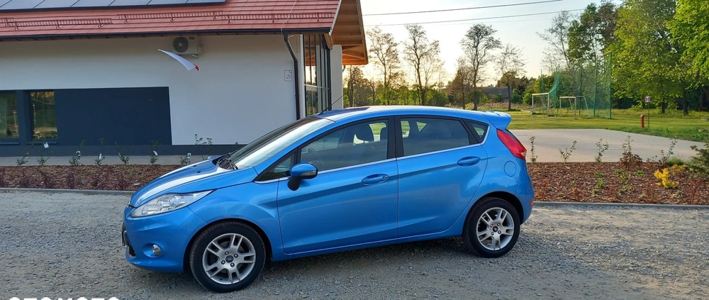 Ford Fiesta cena 22500 przebieg: 169000, rok produkcji 2011 z Świdnica małe 781